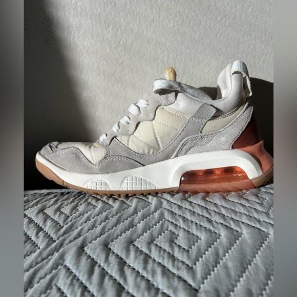 Nike Air Jordan MA2 Inspire Sneakers Cream Gray Peach Women’s 8.5 - Picture 9 of 15